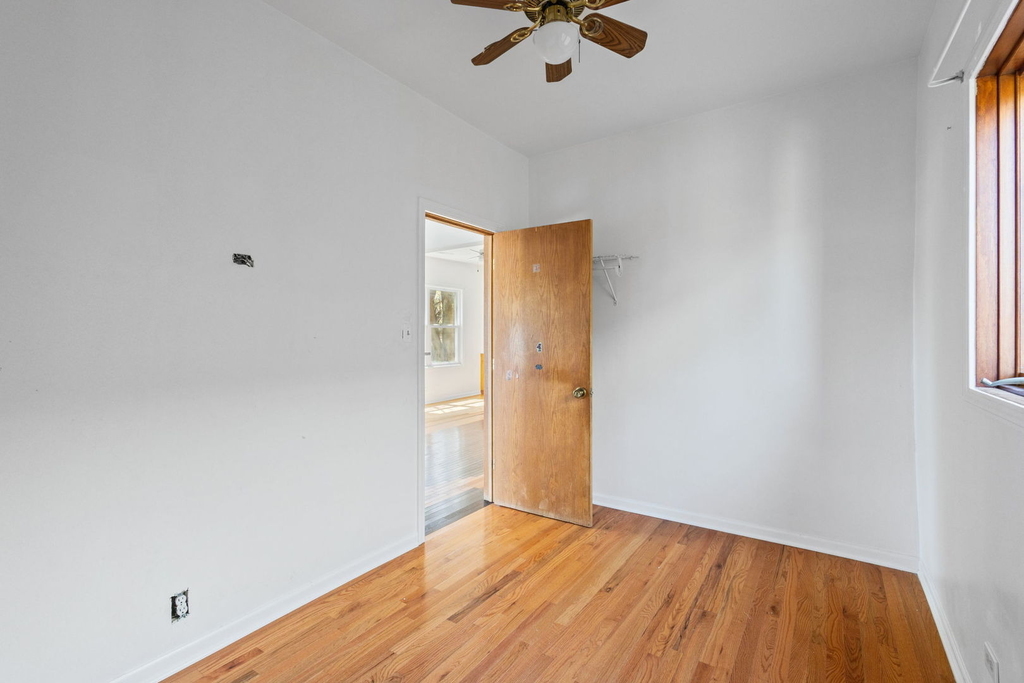 5230 S Lockwood Avenue - Photo 6