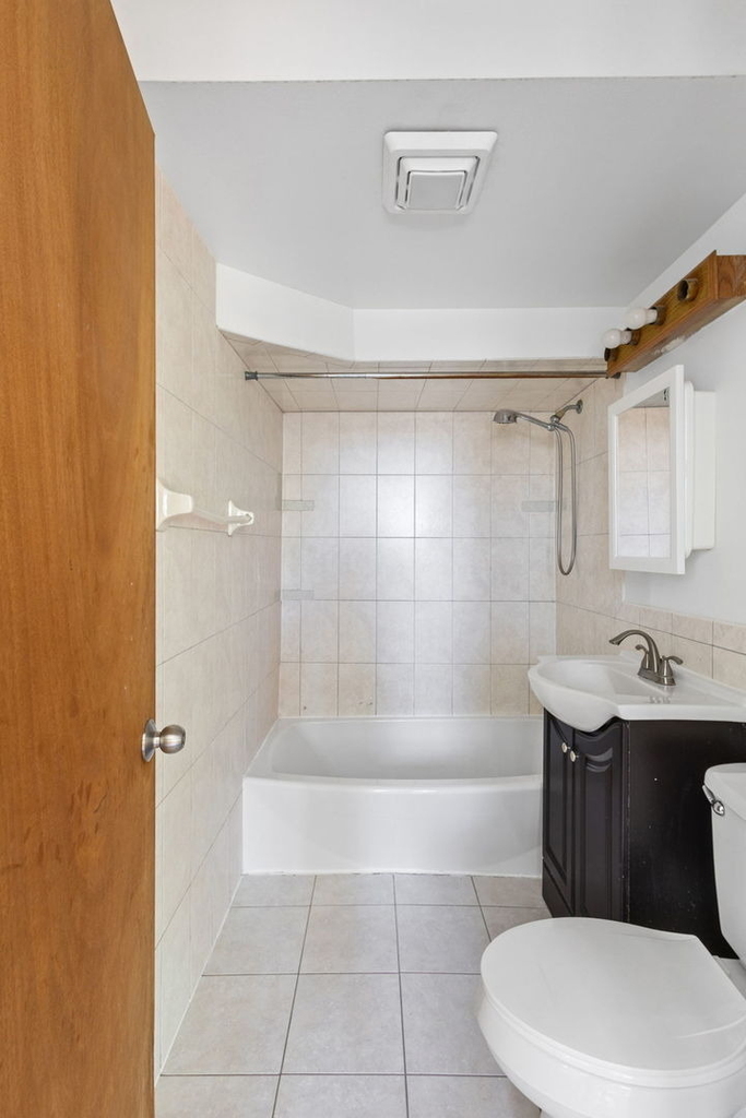 5230 S Lockwood Avenue - Photo 7