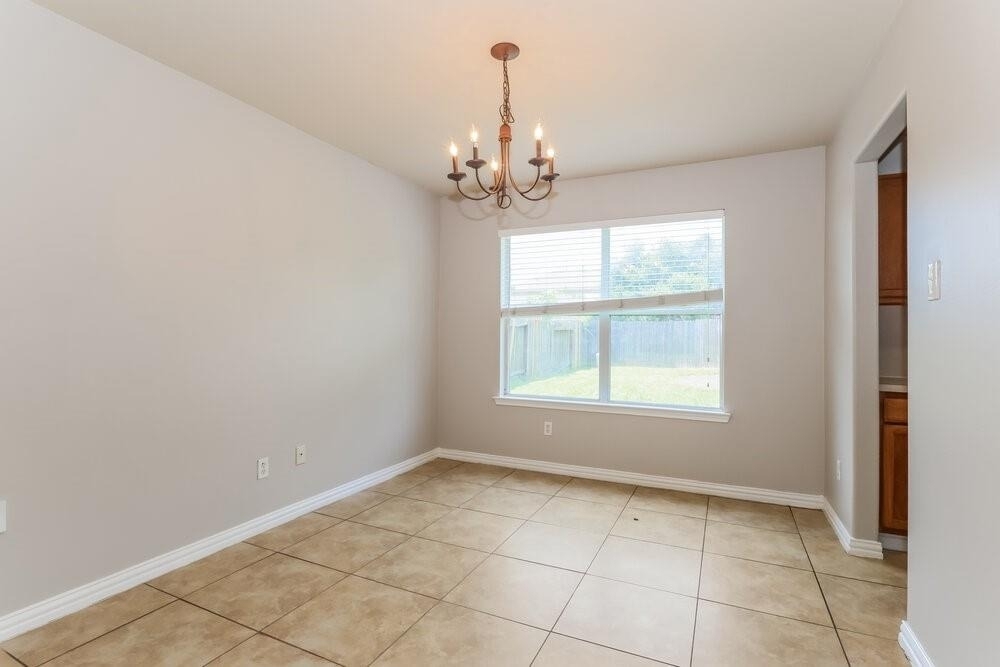 5219 Caymus Drive - Photo 4