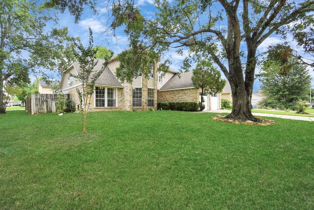 14810 Cypress Ridge Drive - Photo 2
