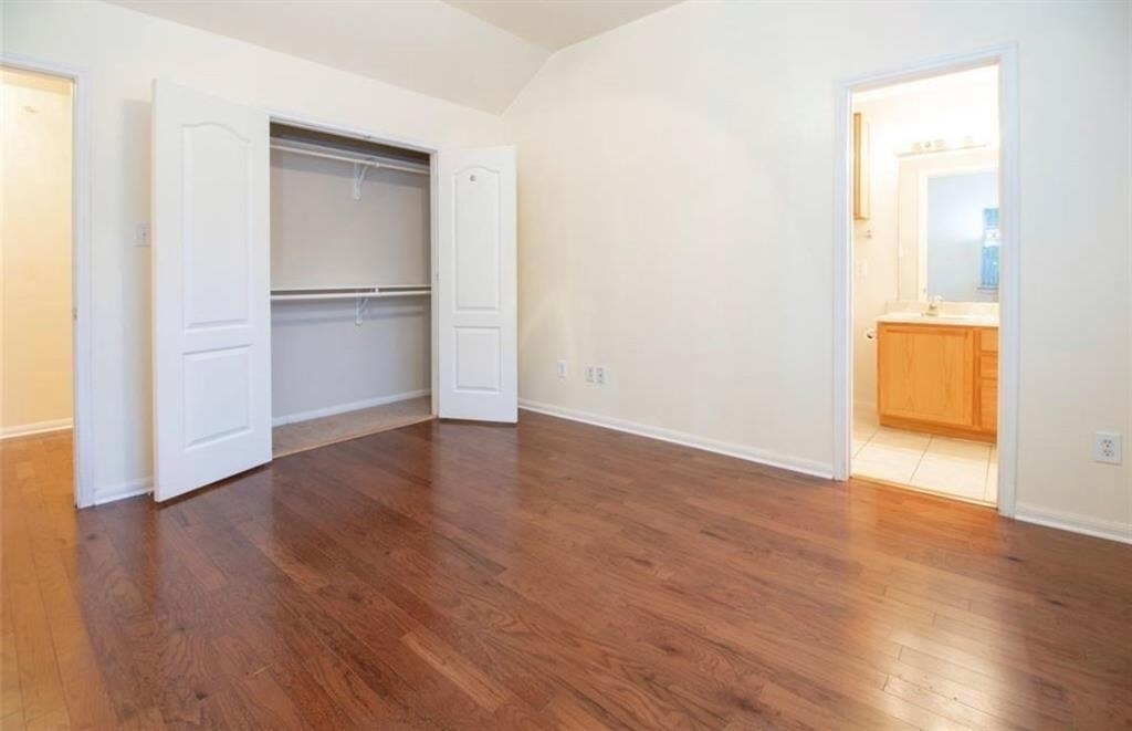 1203 Lovett - Photo 7