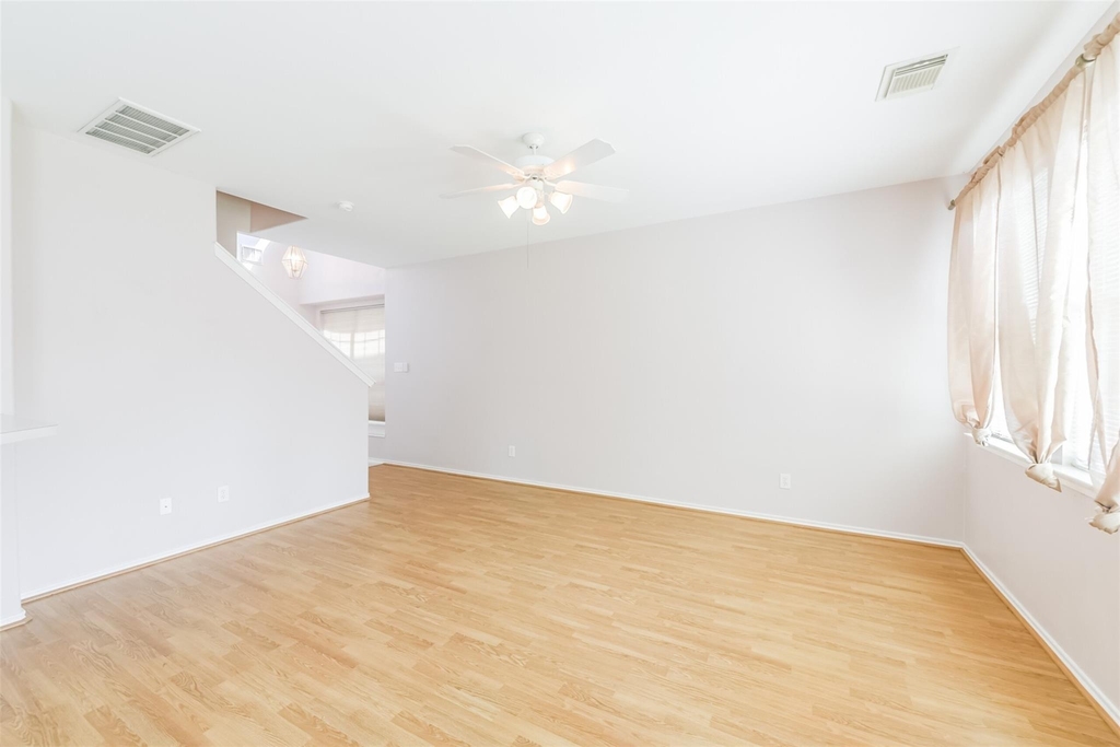 6326 Veranda Green Trail - Photo 5