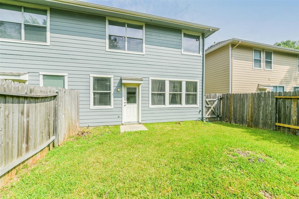 6326 Veranda Green Trail - Photo 28