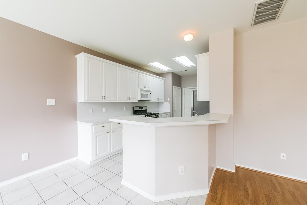 6326 Veranda Green Trail - Photo 10