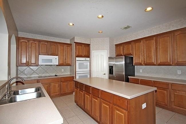 3018 Ravensport Drive - Photo 9