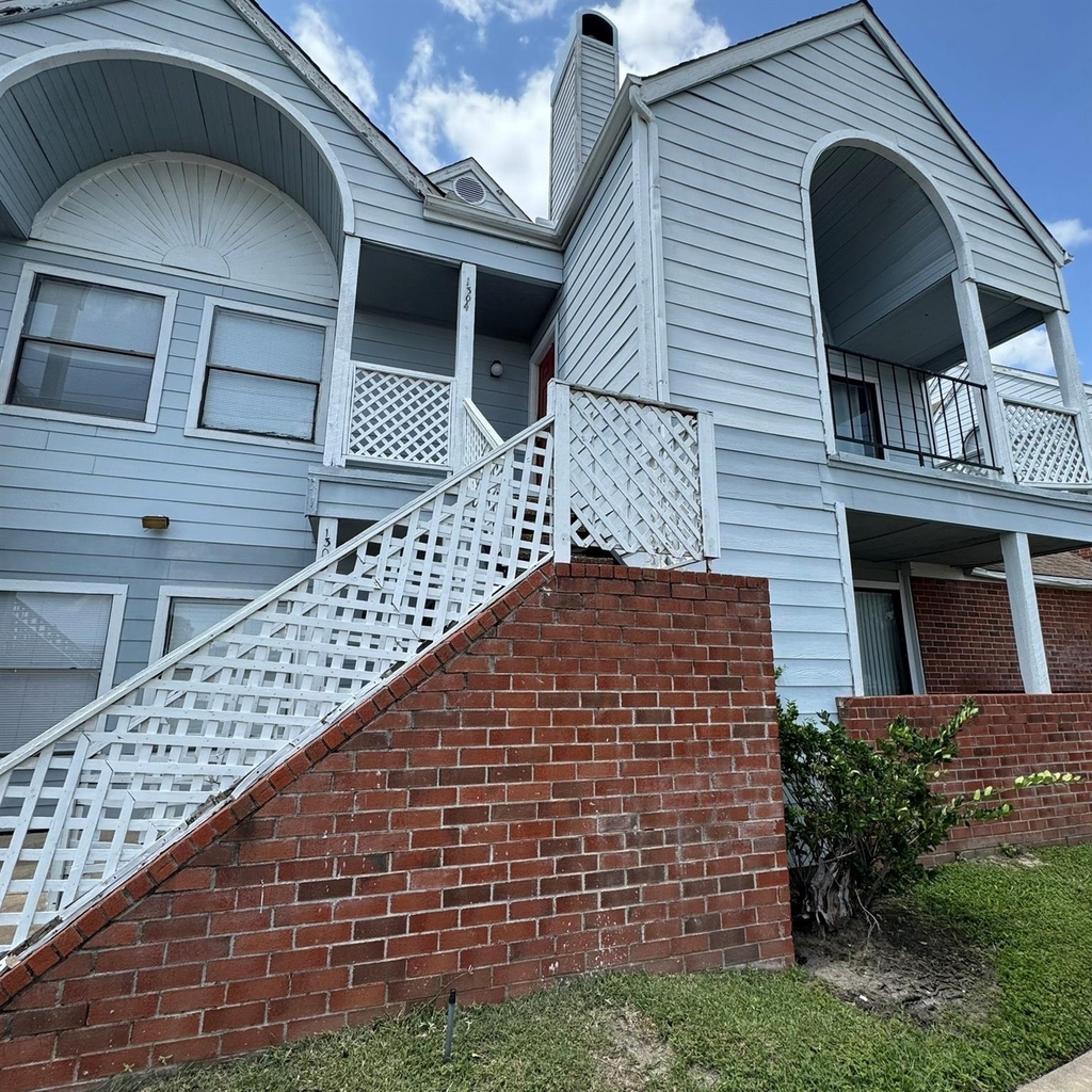 14550 Fonmeadow Drive - Photo 1
