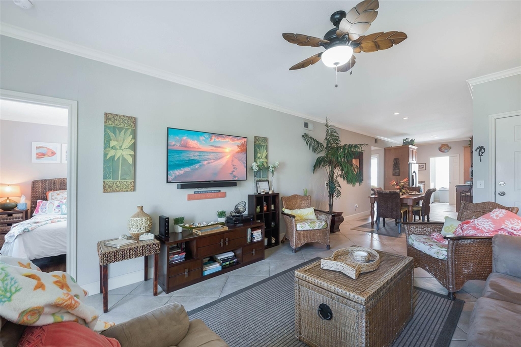 7000 Seawall Boulevard - Photo 9