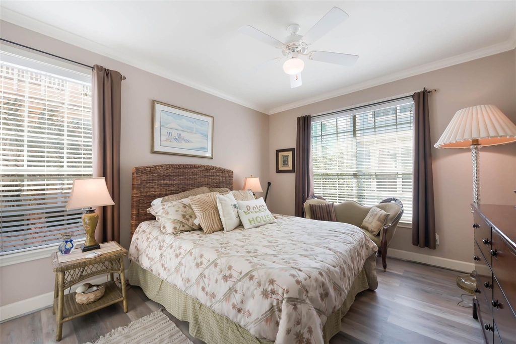 7000 Seawall Boulevard - Photo 21