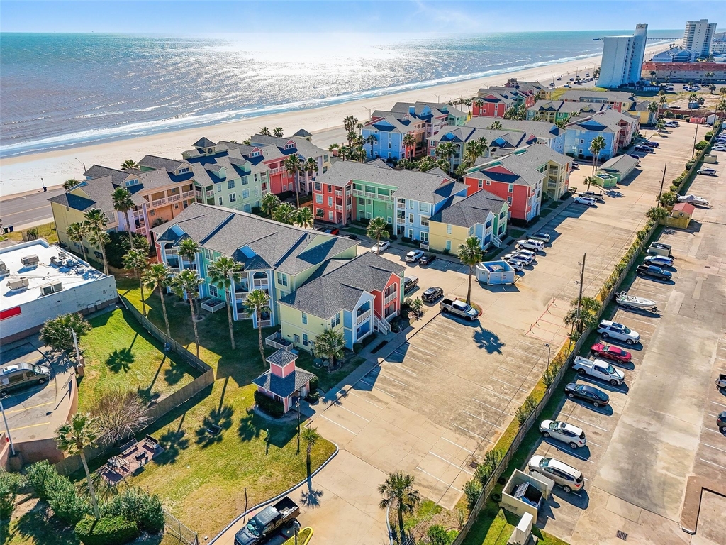 7000 Seawall Boulevard - Photo 32