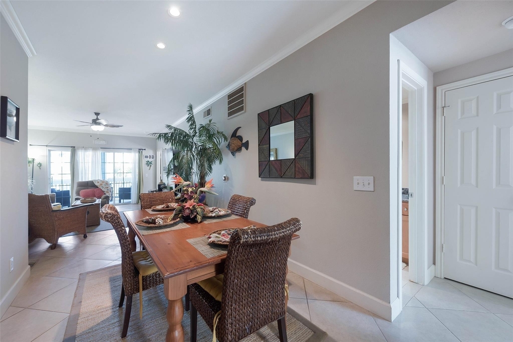 7000 Seawall Boulevard - Photo 11