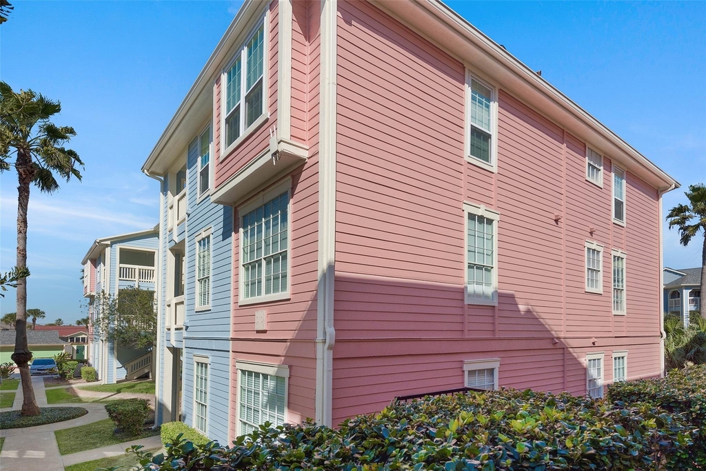 7000 Seawall Boulevard - Photo 42