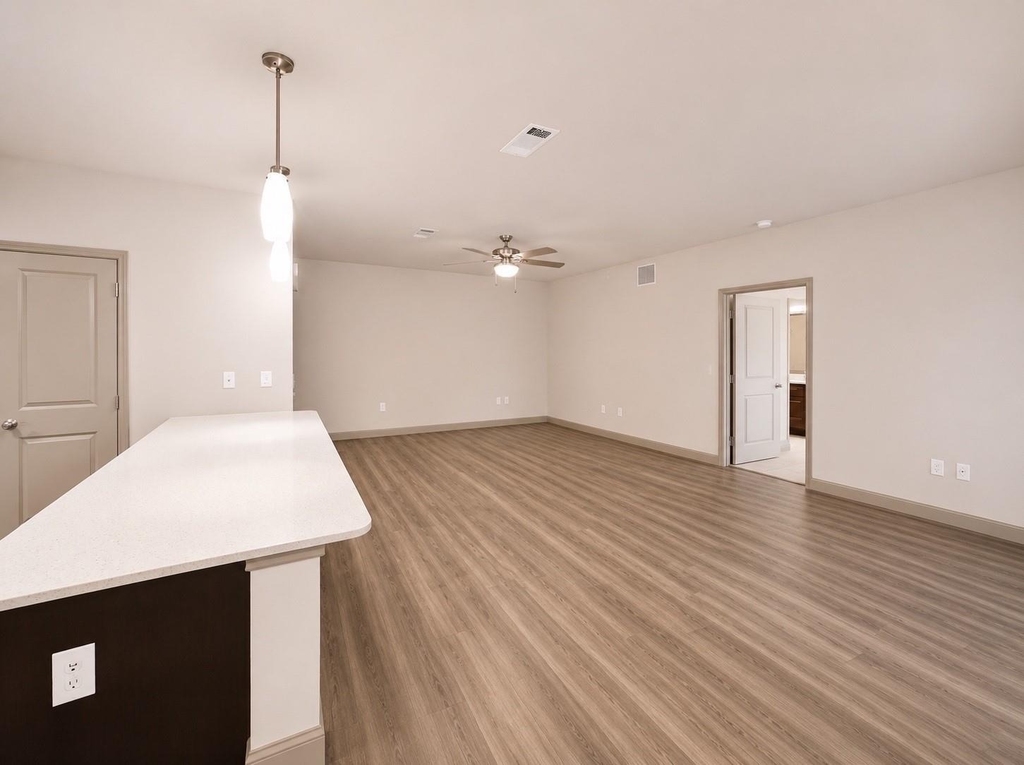 3788 Richmond Avenue - Photo 5