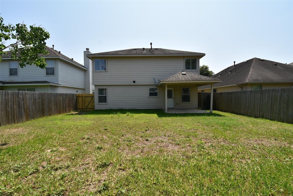21603 Falvel Lake Drive - Photo 42