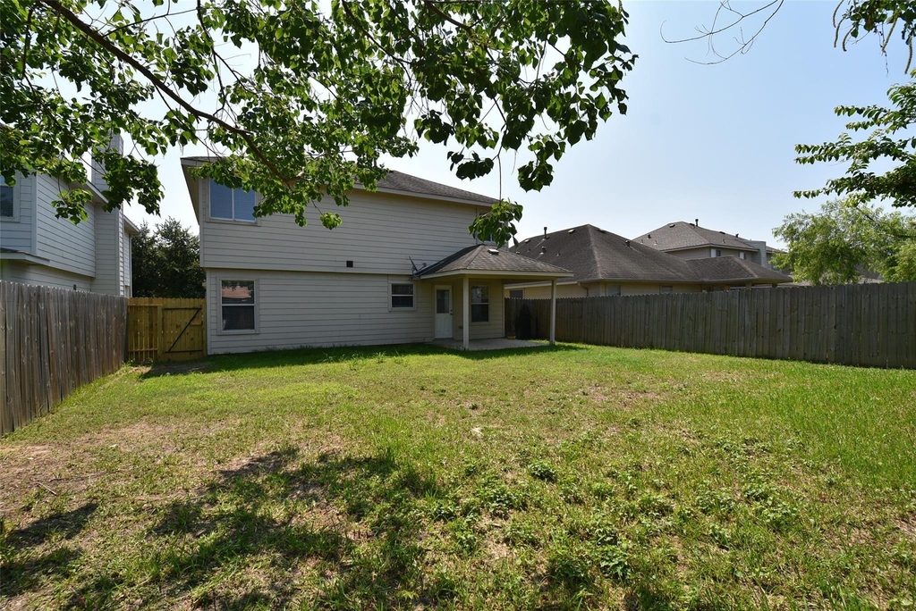 21603 Falvel Lake Drive - Photo 41