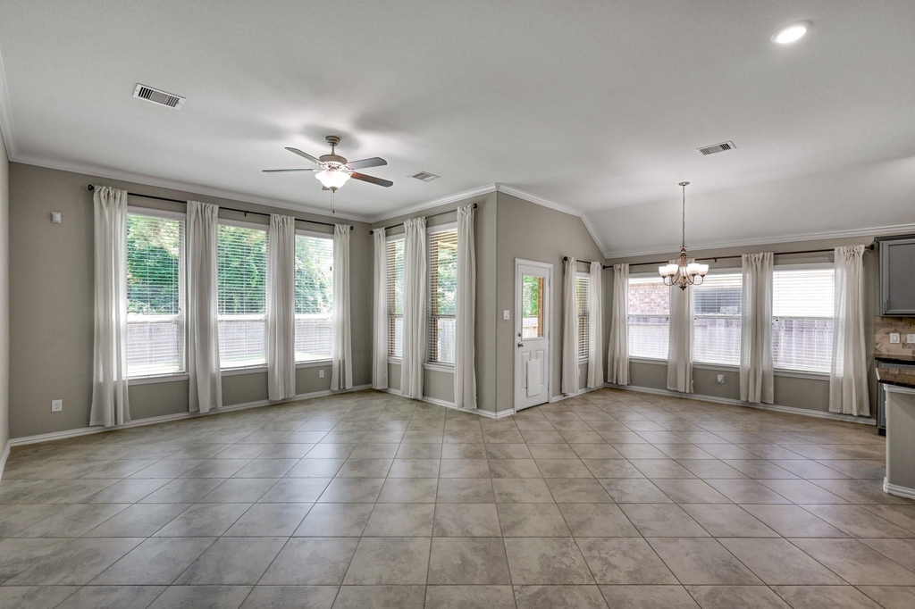 122 S Bearkat Court - Photo 13