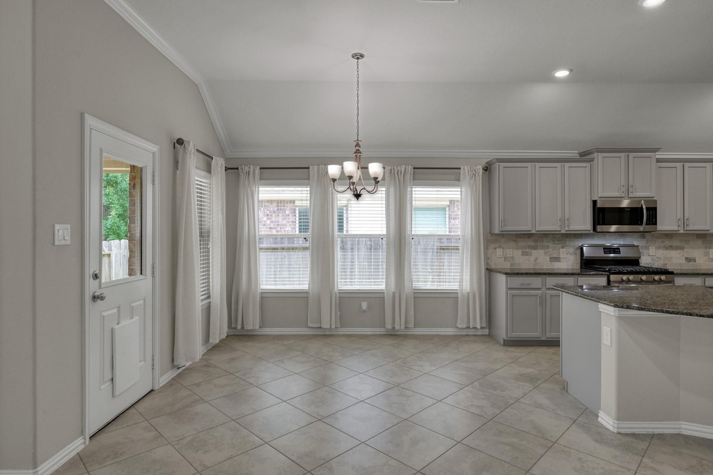 122 S Bearkat Court - Photo 9
