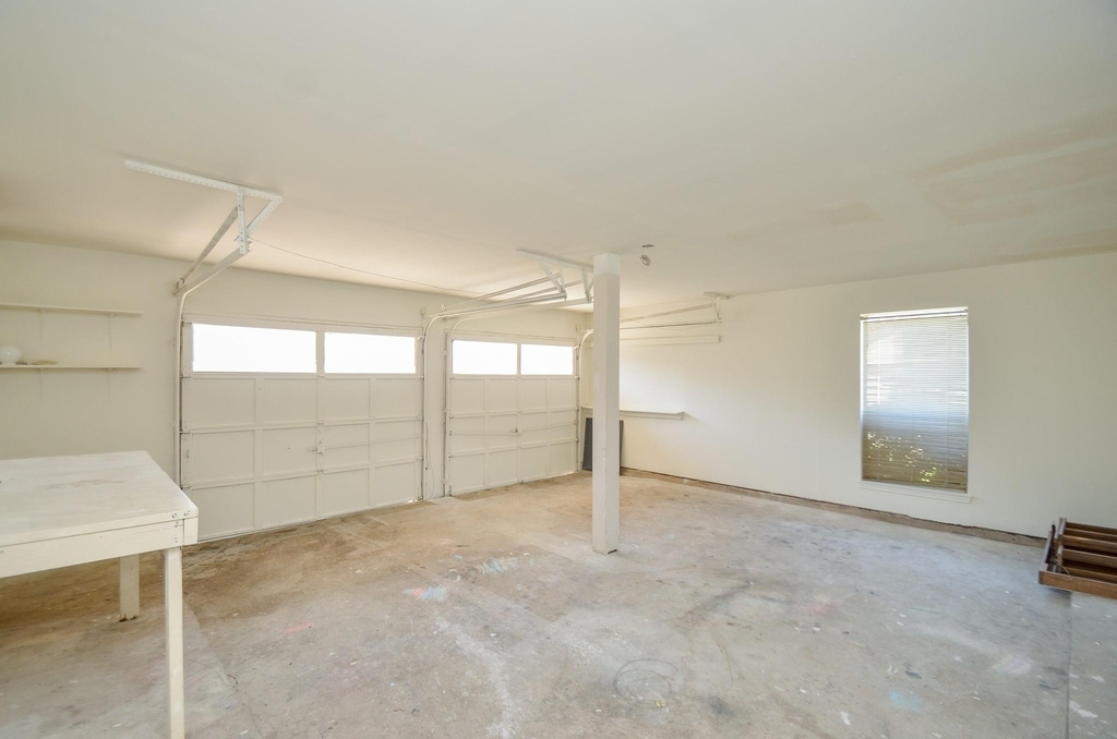 9414 Kingsvalley Street - Photo 30