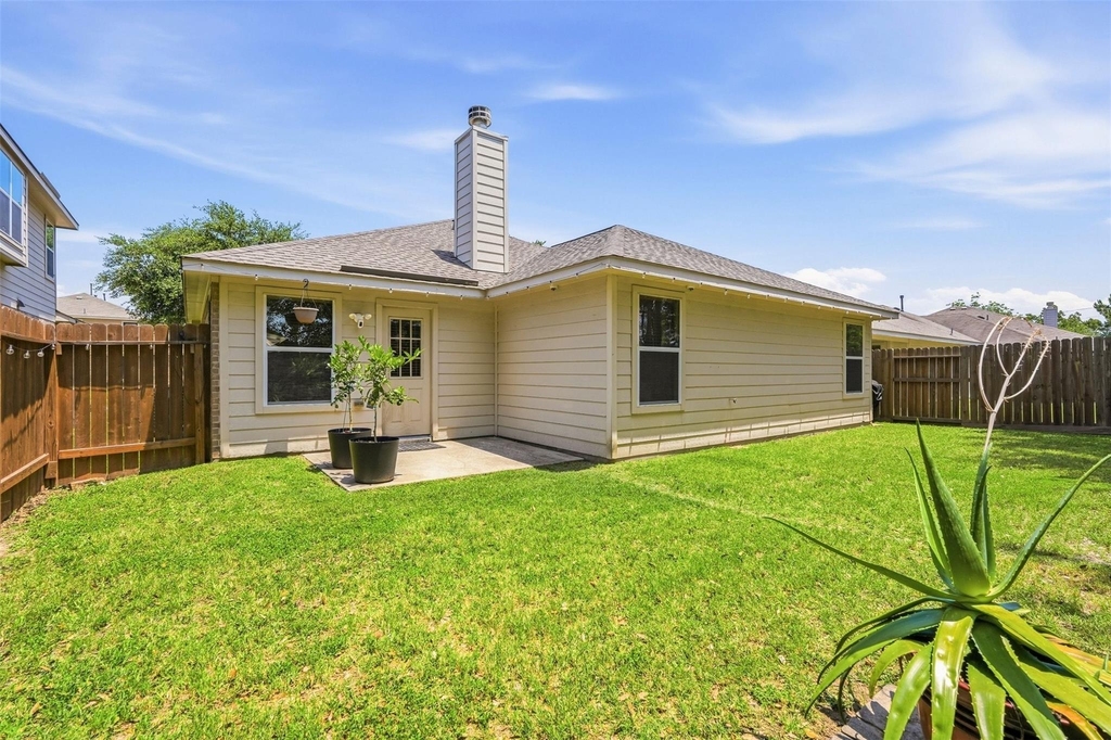 8022 Atwood Hills Lane - Photo 27