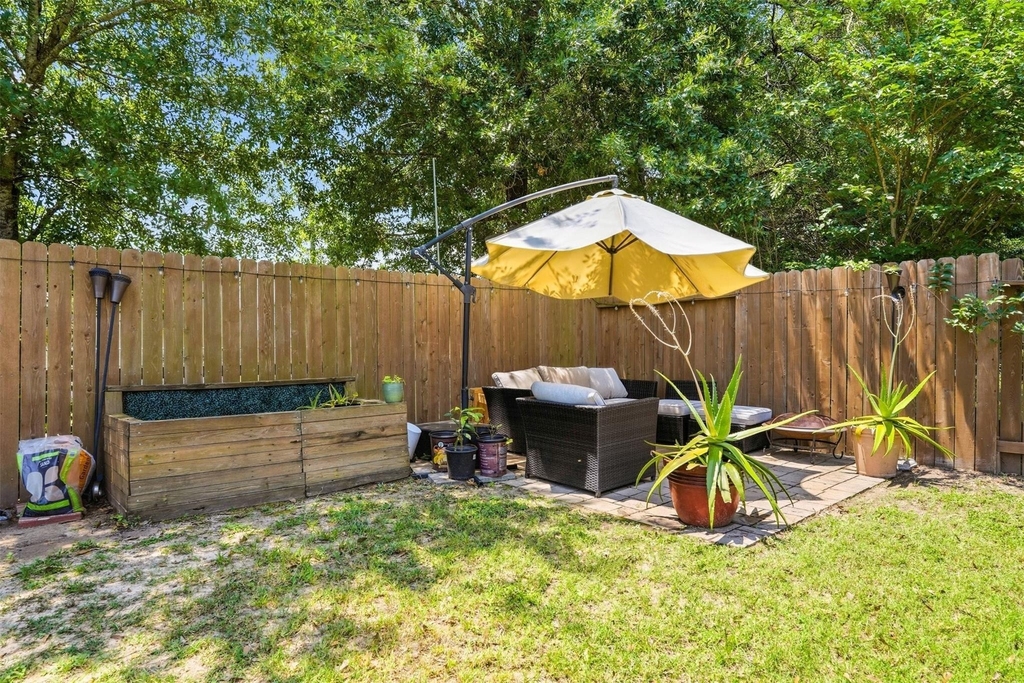 8022 Atwood Hills Lane - Photo 26