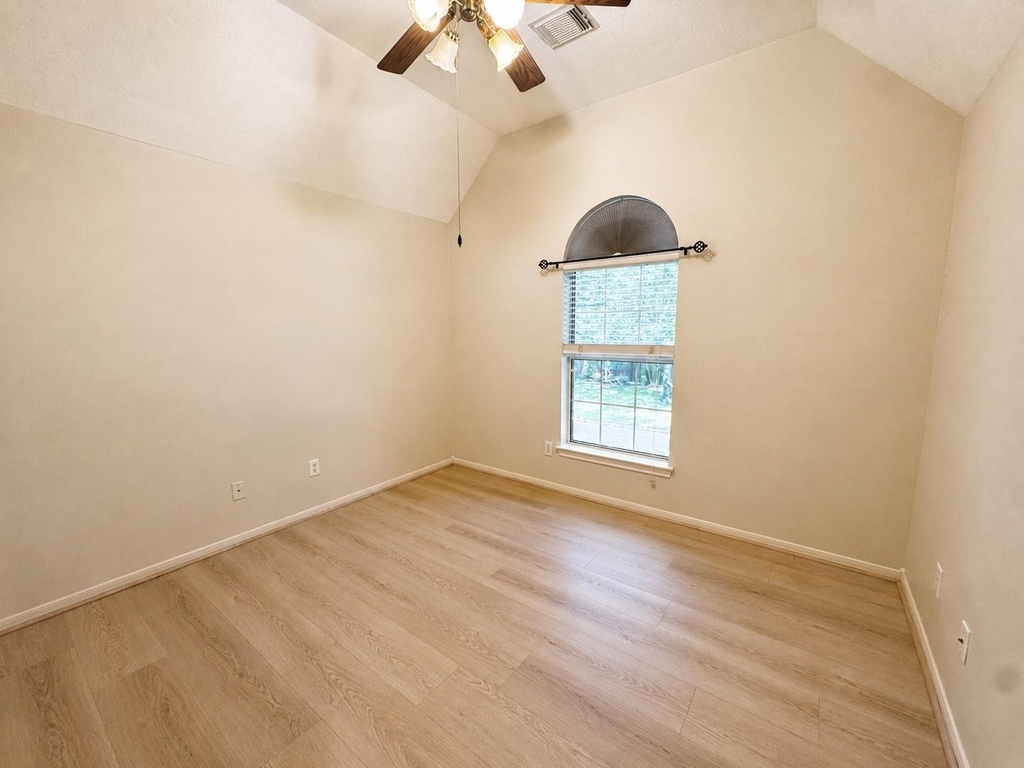 223 Wild Oak Run - Photo 18