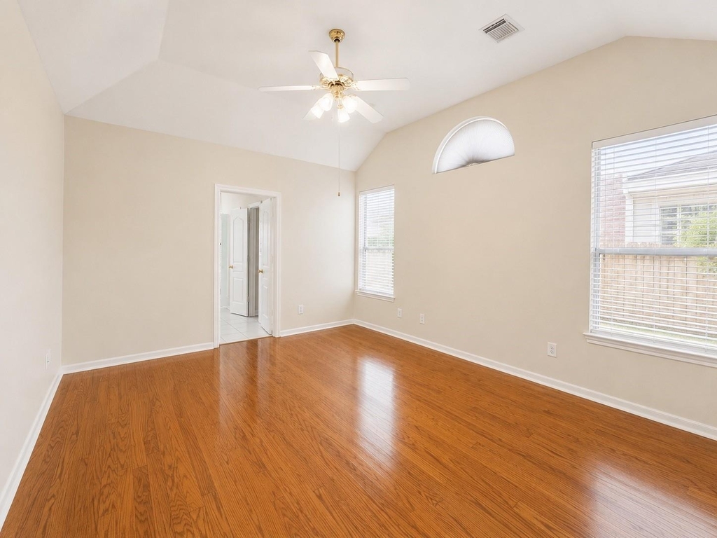 223 Wild Oak Run - Photo 11