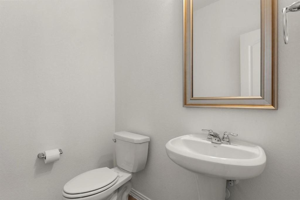 236 Scarlet Maple Way - Photo 7