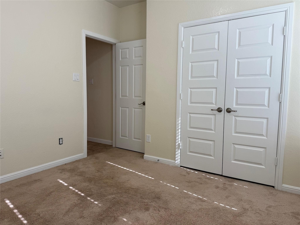 5522 Carlisle Ave - Photo 1