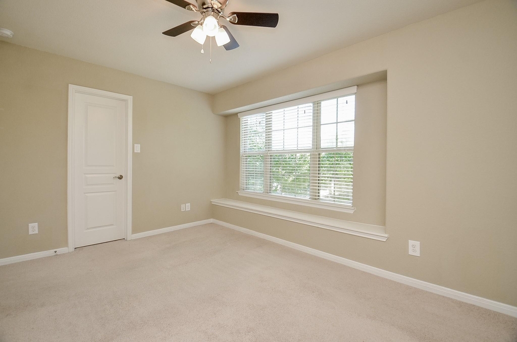 6418 Burgess Heights Lane - Photo 25