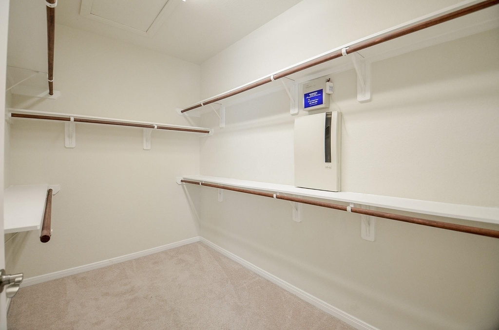 6418 Burgess Heights Lane - Photo 18