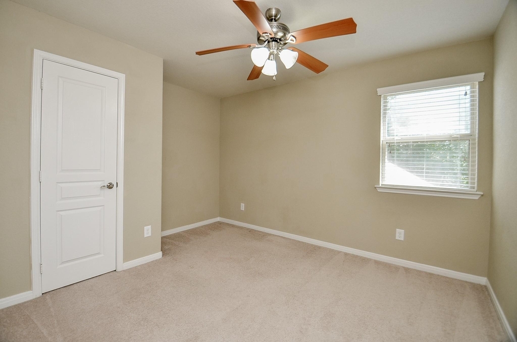 6418 Burgess Heights Lane - Photo 22