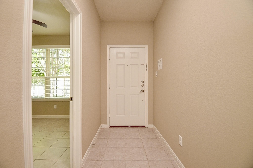 6418 Burgess Heights Lane - Photo 2