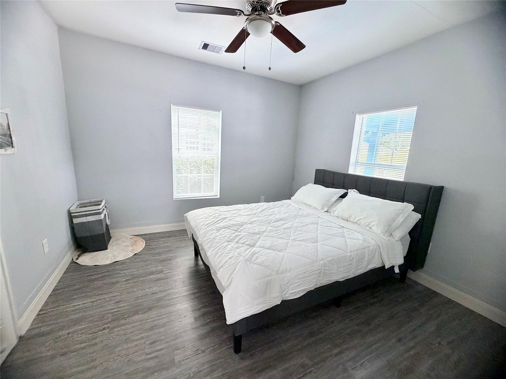 4224 Marina Street - Photo 8