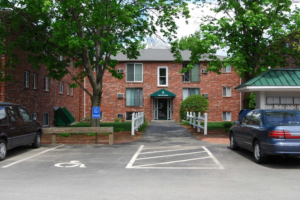 93 West - Photo 2
