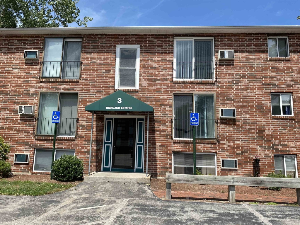 93 West - Photo 0