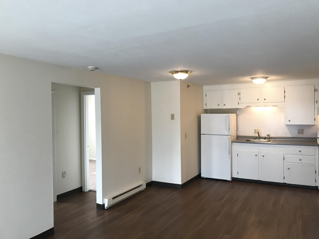 93 West - Photo 14