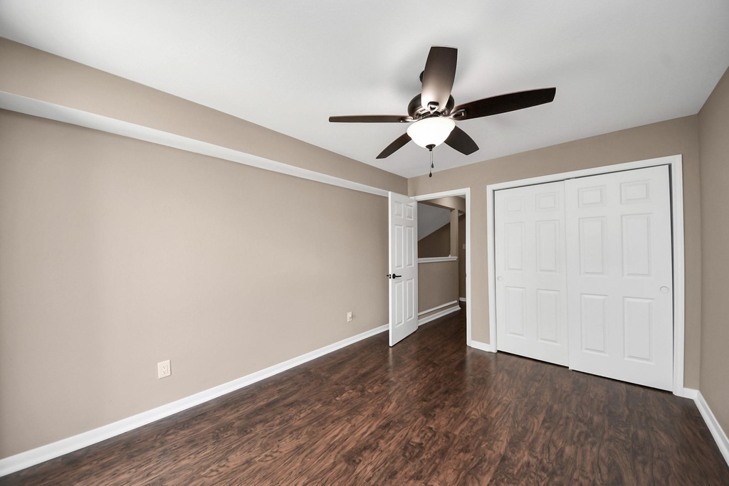 7821 Theissetta Drive - Photo 20