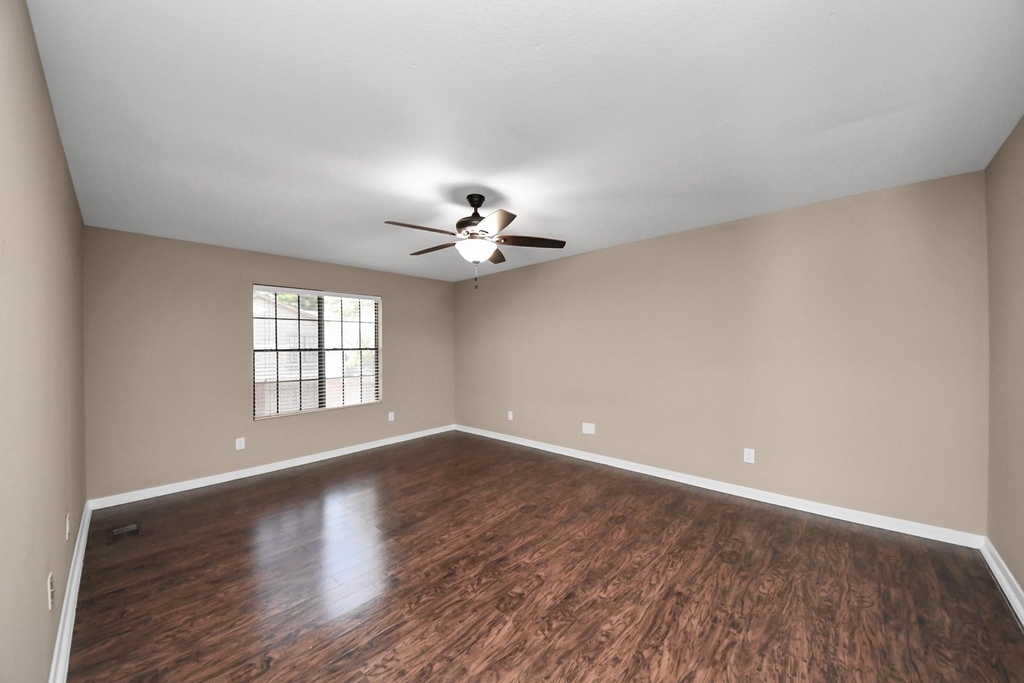 7821 Theissetta Drive - Photo 26
