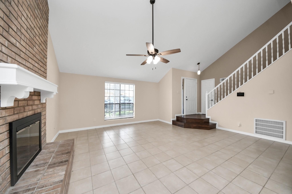 7821 Theissetta Drive - Photo 14