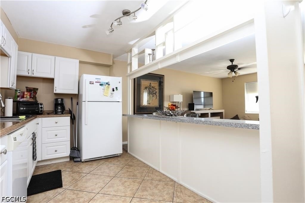 4901 Victoria Drive - Photo 6
