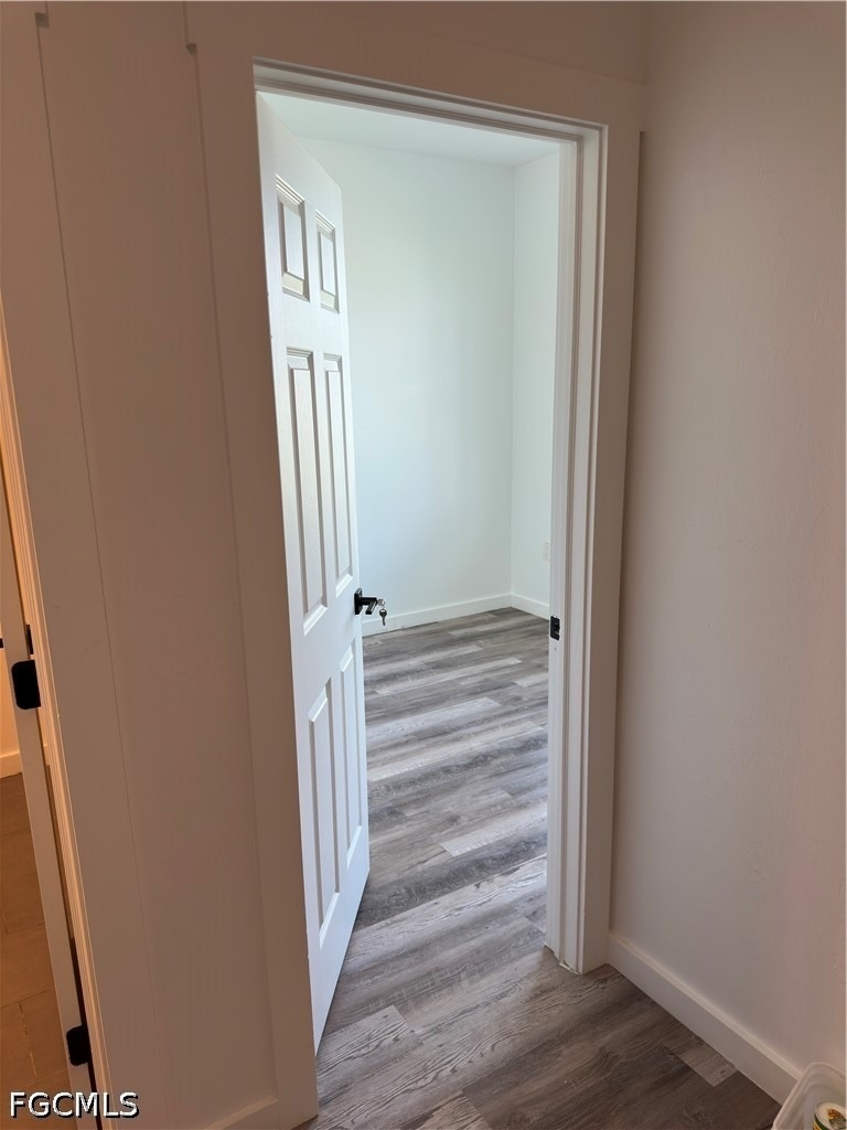1530 Gilbert Ave S - Photo 1