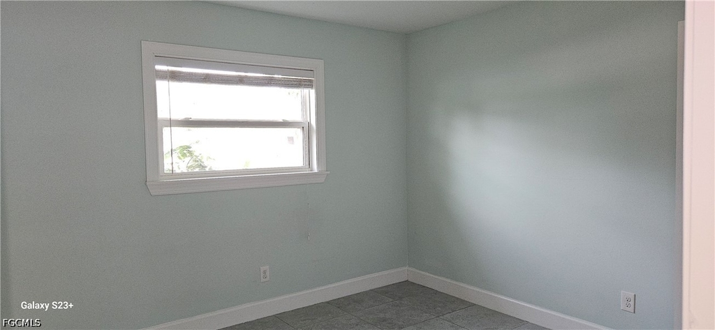 1626 Grace Avenue - Photo 18