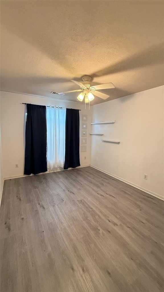 4919 Lochman Lane - Photo 14