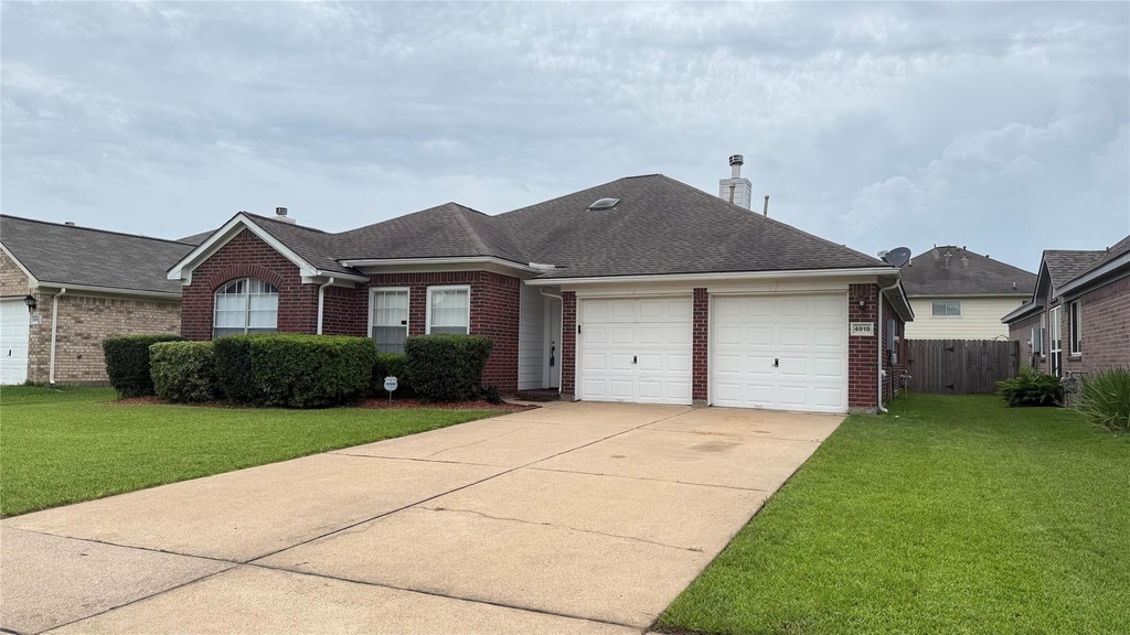4919 Lochman Lane - Photo 1