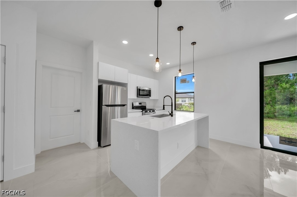 2509 50th Street W - Photo 13