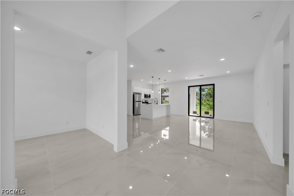2509 50th Street W - Photo 31