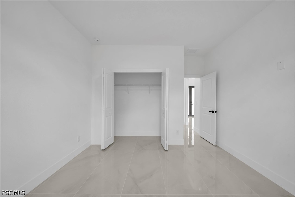 2509 50th Street W - Photo 18