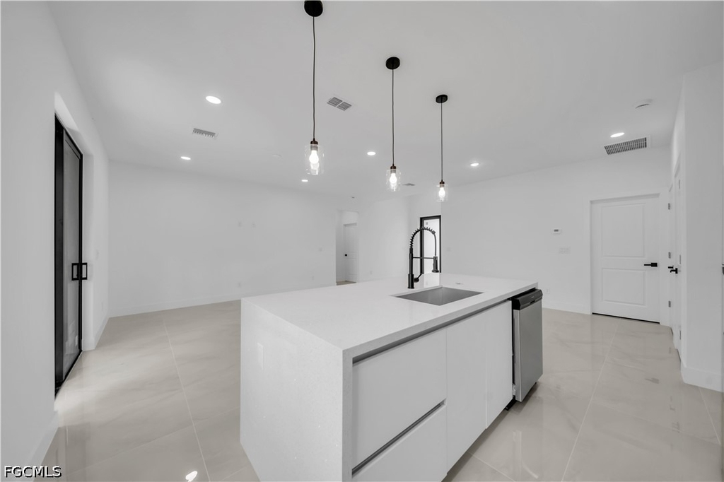2509 50th Street W - Photo 14