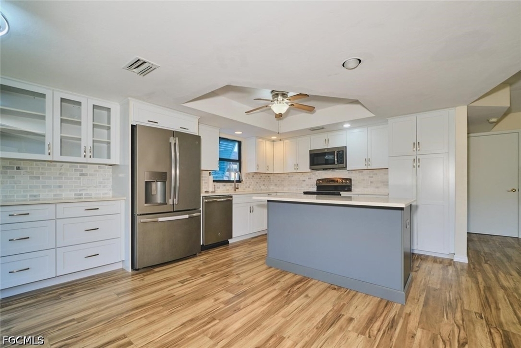 1914 Se 40th Terrace - Photo 8
