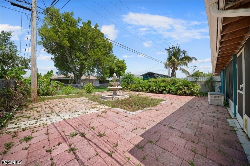 3402 Santa Barbara Boulevard - Photo 22