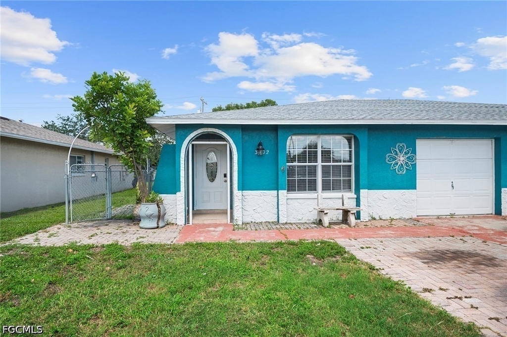 3402 Santa Barbara Boulevard - Photo 0